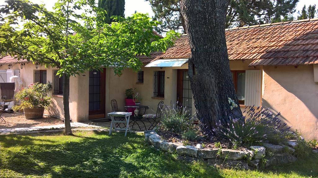 A L'Oree Du Pin Aix-en-Provence Exterior photo